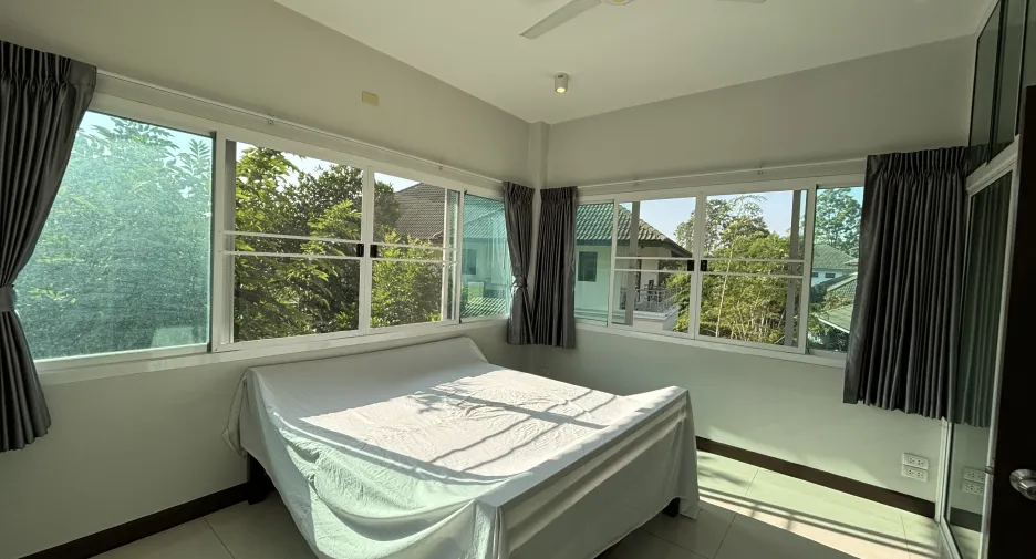 ให้เช่า 4 ห้องนอน บ้านเดี่ยว ใน หางดง, เชียงใหม่