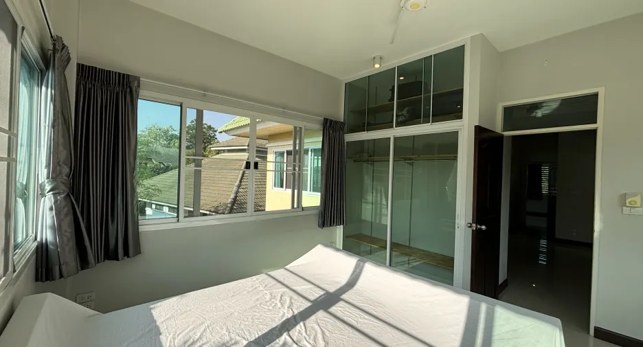 ให้เช่า 4 ห้องนอน บ้านเดี่ยว ใน หางดง, เชียงใหม่