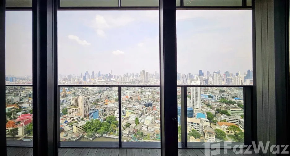 Condo en alquiler de 1 habitaciones en Khlong San, Bangkok
