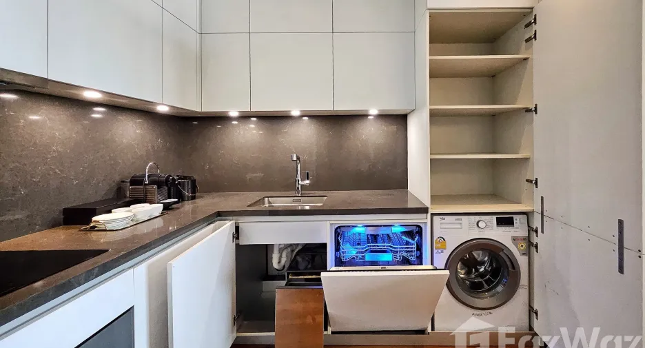Condo en alquiler de 1 habitaciones en Khlong San, Bangkok