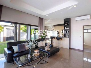 Casa en alquiler de 3 habitaciones en Bang Lamung, Chonburi
