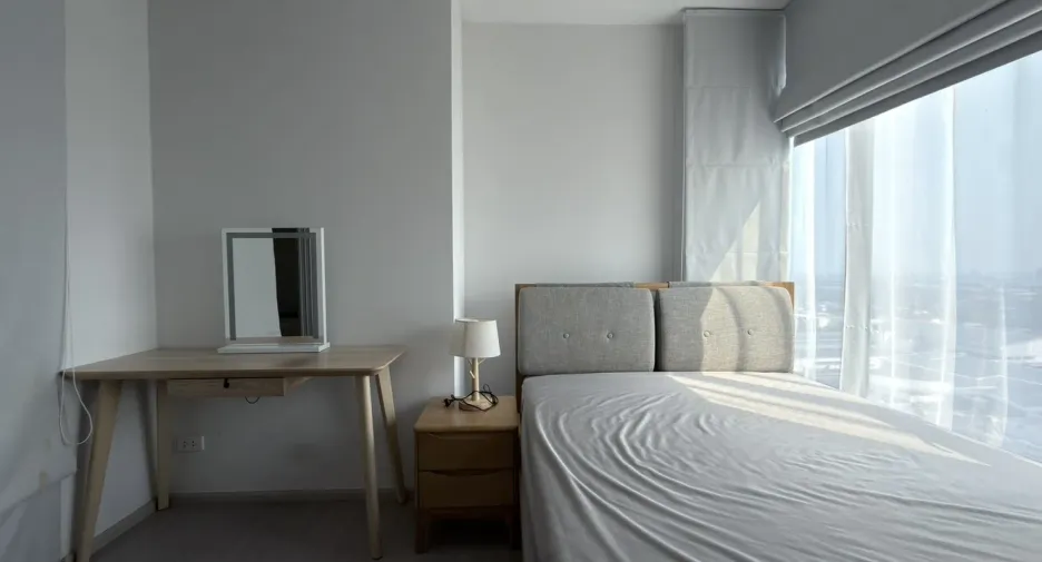 For rent 2 bedrooms condo in Phasi Charoen, Bangkok
