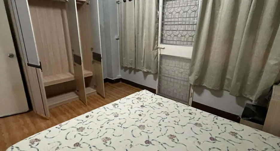 Reihenhaus zur Miete mit 3 Zimmer in Phra Khanong, Bangkok