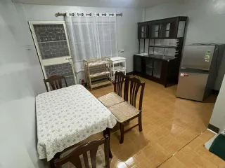 For rent 3 ベッドルーム townhouse in Phra Khanong, Bangkok