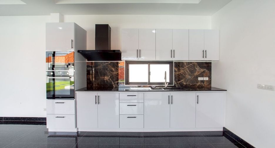 À vendre 3 chambres villa à Hua Hin, Prachuap Khiri Khan