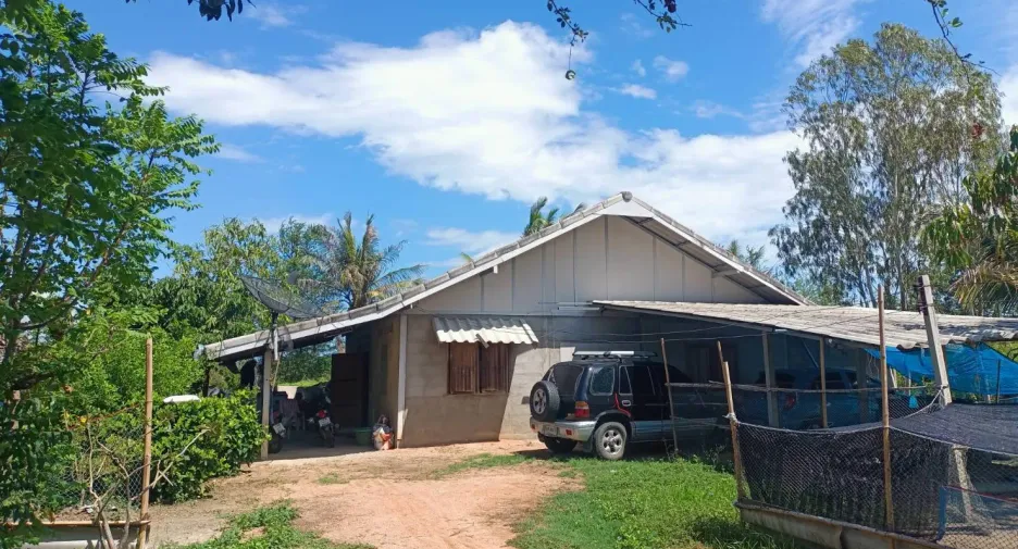For sale 3 bedrooms house in Ban Laem, Phetchaburi