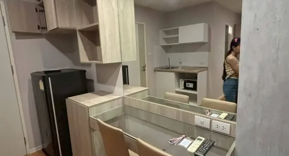 For rent 1 bed condo in Mueang Samut Prakan, Samut Prakan