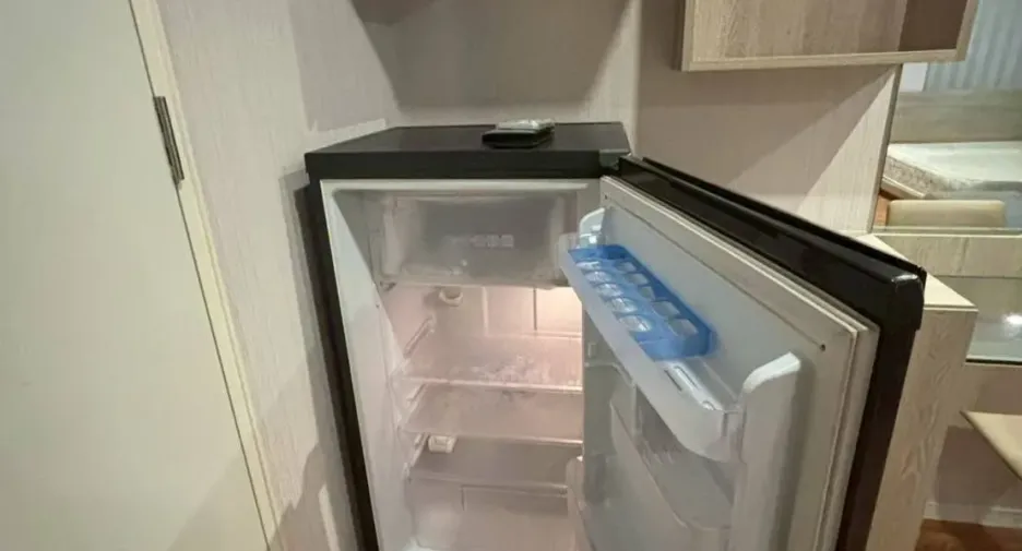 For rent 1 bed condo in Mueang Samut Prakan, Samut Prakan