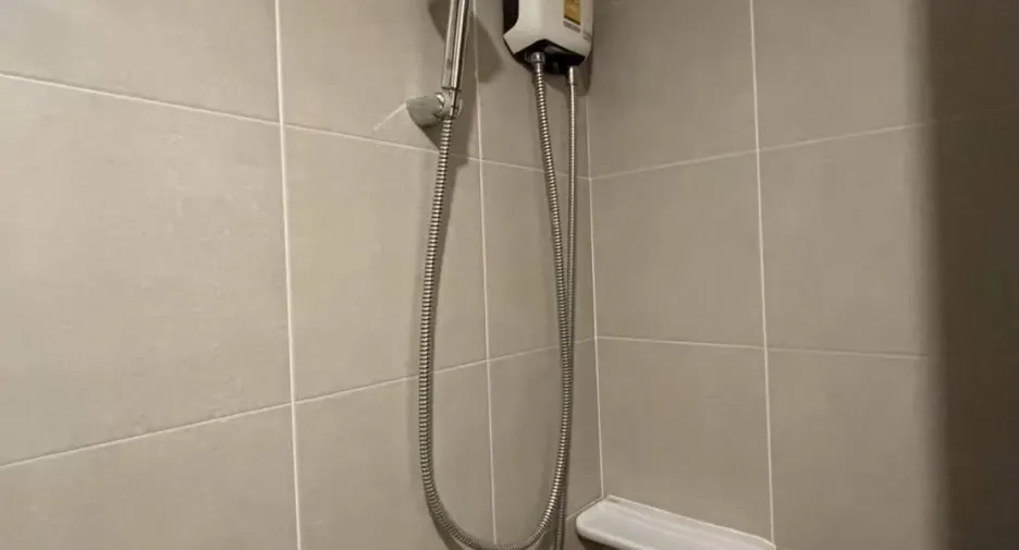 For rent 1 bed condo in Mueang Samut Prakan, Samut Prakan