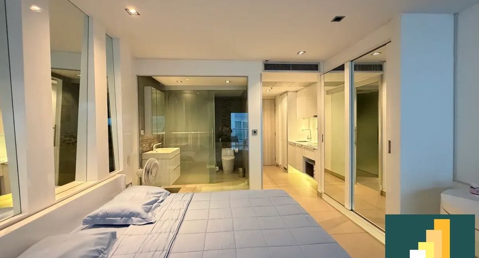 For rent 1 bed condo in Pratumnak, Pattaya