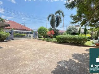 À louer et à vendre 4 chambres maison à Bang Lamung, Chonburi