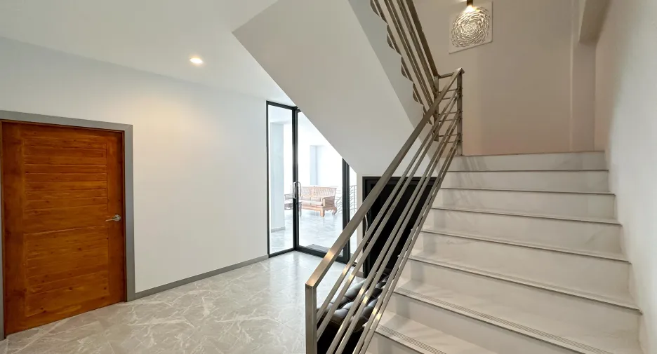 For sale 5 ベッドルーム house in East Pattaya, Pattaya