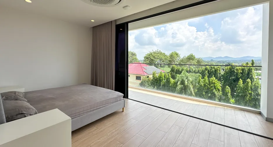 For sale 5 ベッドルーム house in East Pattaya, Pattaya