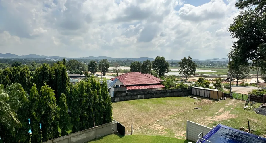 For sale 5 ベッドルーム house in East Pattaya, Pattaya