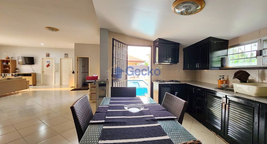 À vendre 4 chambres maison à East Pattaya, Pattaya