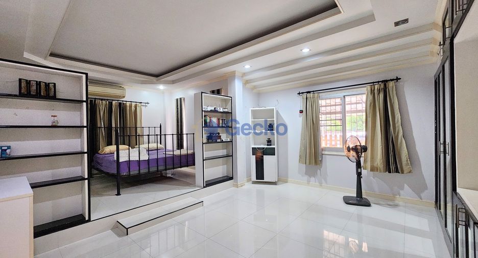 À vendre 4 chambres maison à East Pattaya, Pattaya