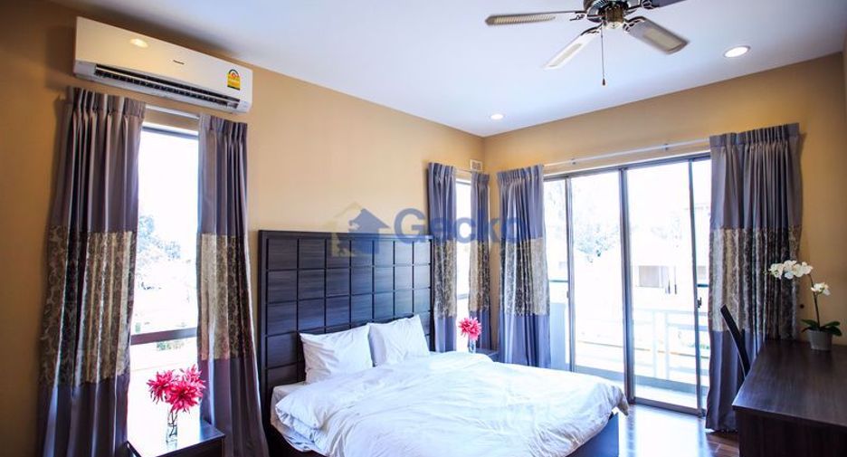 Casa en alquiler de 4 habitaciones en East Pattaya, Pattaya