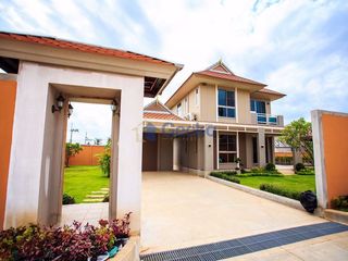 For rent 4 bedrooms house in Bang Lamung, Chonburi