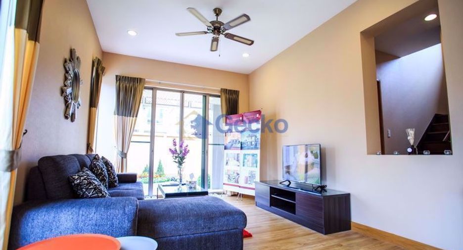 Casa en alquiler de 4 habitaciones en East Pattaya, Pattaya