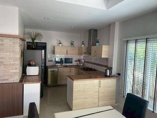 À louer 3 chambres maison à Bang Lamung, Chonburi