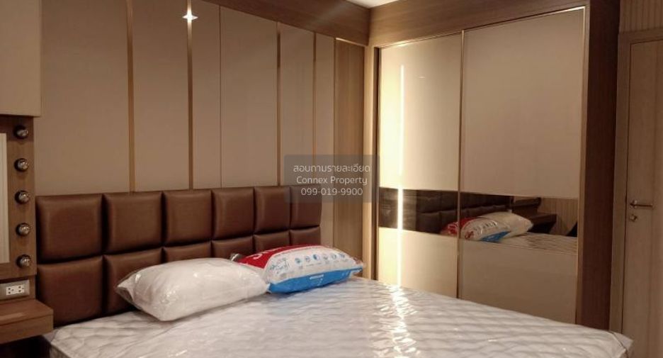 For rent 2 bedrooms condo in Pathum Wan, Bangkok