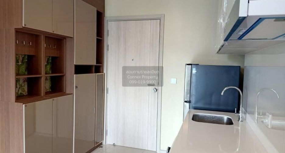 For rent 2 bedrooms condo in Pathum Wan, Bangkok