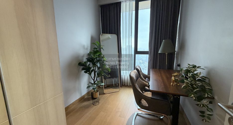 For rent 2 bedrooms condo in Khlong Toei, Bangkok