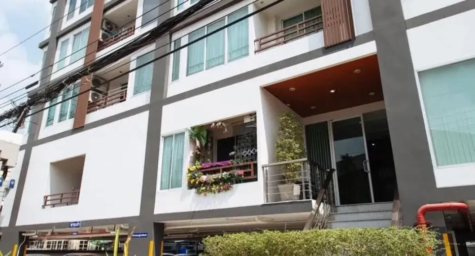 For rent 1 bed condo in Din Daeng, Bangkok