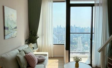 À louer 1 chambre condo à Huai Khwang, Bangkok