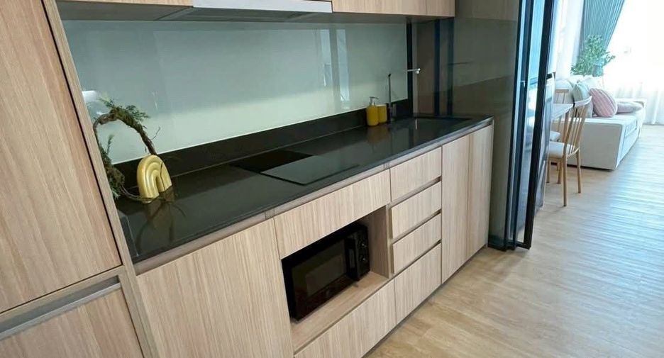 For rent 1 bed condo in Huai Khwang, Bangkok