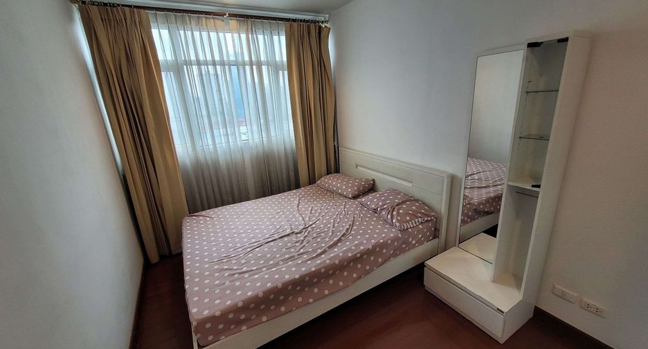 Condo en alquiler y en venta de 2 habitaciones en Watthana, Bangkok