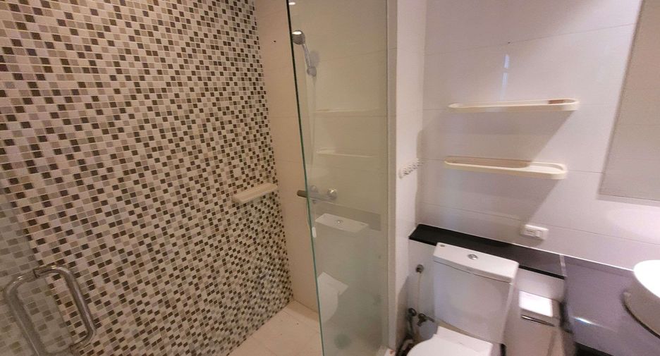Condo en alquiler y en venta de 2 habitaciones en Watthana, Bangkok