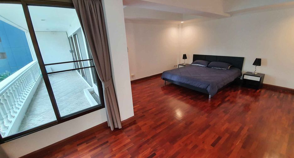 For rent 2 ベッドルーム condo in Watthana, Bangkok