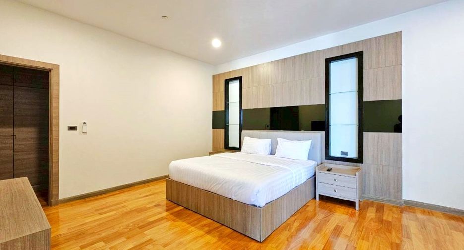 ให้เช่า 4 ห้องนอน คอนโด ใน คลองเตย, กรุงเทพฯ