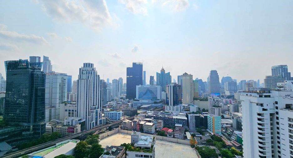 ให้เช่า 4 ห้องนอน คอนโด ใน คลองเตย, กรุงเทพฯ