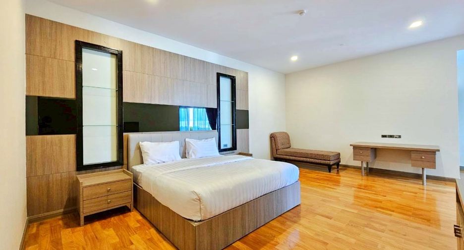 ให้เช่า 4 ห้องนอน คอนโด ใน คลองเตย, กรุงเทพฯ