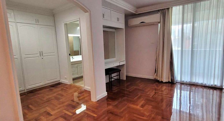 Wohnung zur Miete mit 4 Zimmer in Khlong Toei, Bangkok
