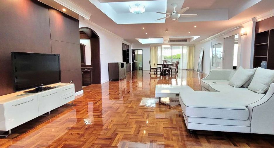 Wohnung zur Miete mit 4 Zimmer in Khlong Toei, Bangkok