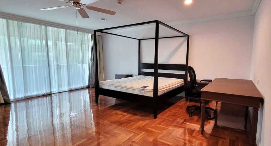 Wohnung zur Miete mit 4 Zimmer in Khlong Toei, Bangkok