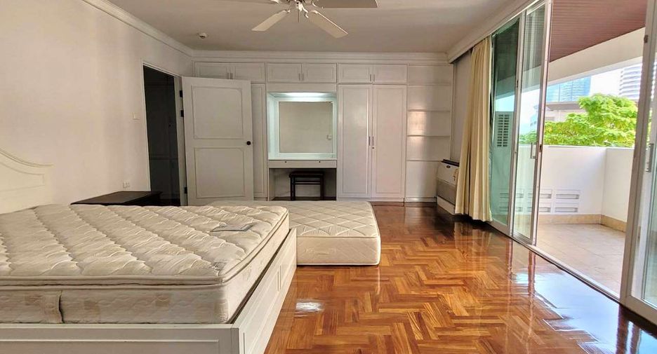 Wohnung zur Miete mit 4 Zimmer in Khlong Toei, Bangkok