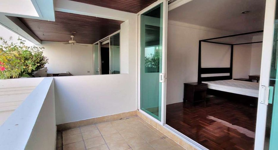 Wohnung zur Miete mit 4 Zimmer in Khlong Toei, Bangkok
