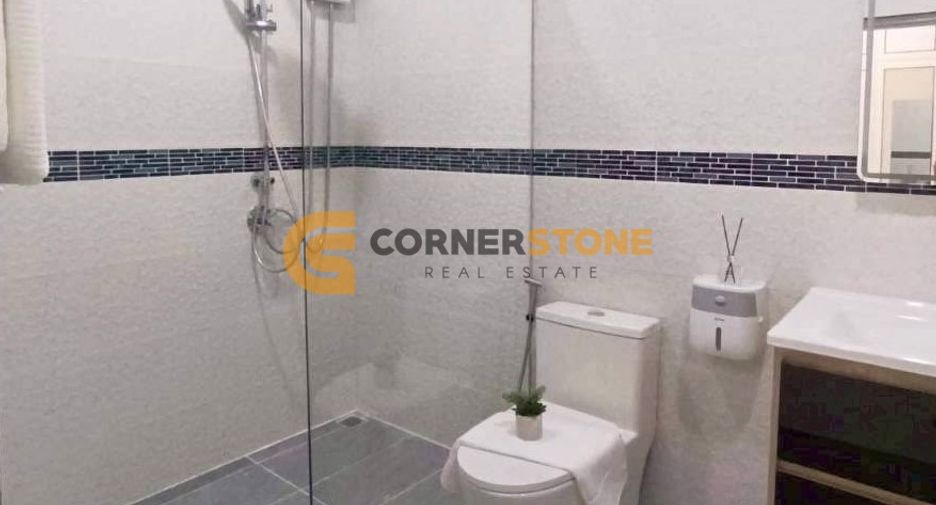 For sale 4 bedrooms house in East Pattaya, Pattaya