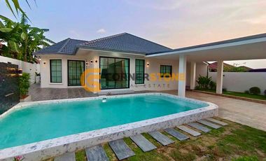 For sale 4 bedrooms house in East Pattaya, Pattaya