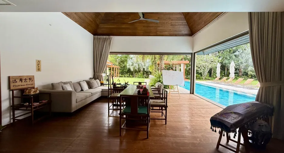 For rent 5 bedrooms villa in Thalang, Phuket