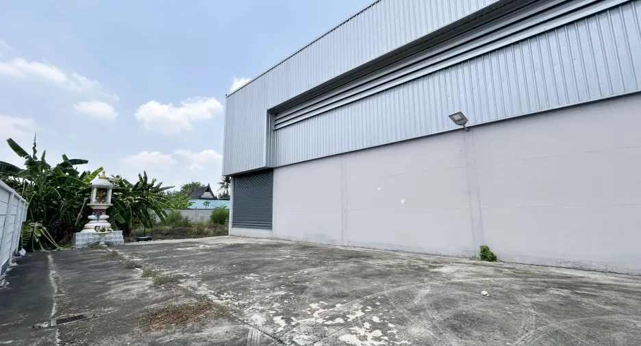 For sale studio house in Bang Len, Nakhon Pathom