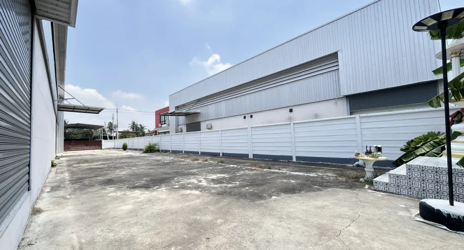 For sale studio house in Bang Len, Nakhon Pathom