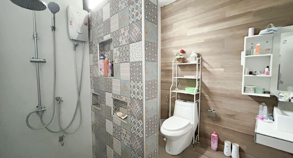 For sale studio house in Bang Len, Nakhon Pathom