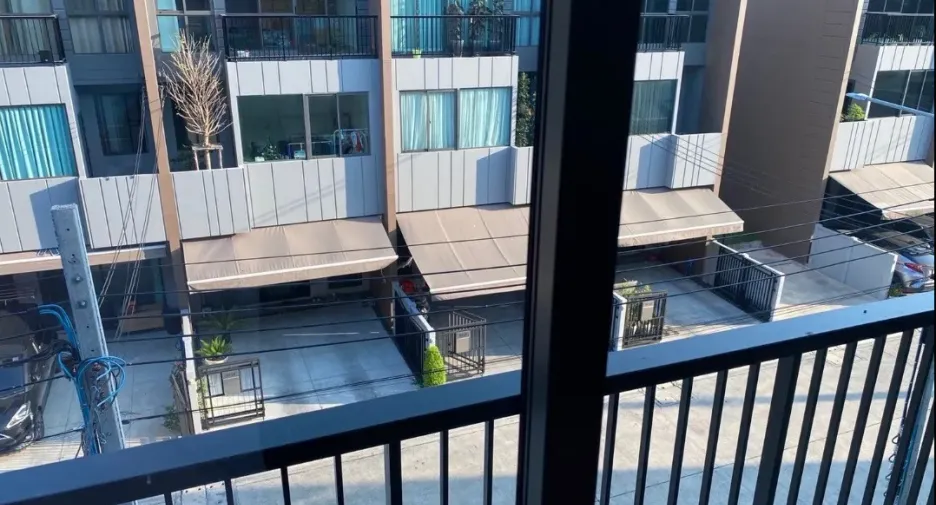 Condo en alquiler de 3 habitaciones en Bang Kruai, Nonthaburi