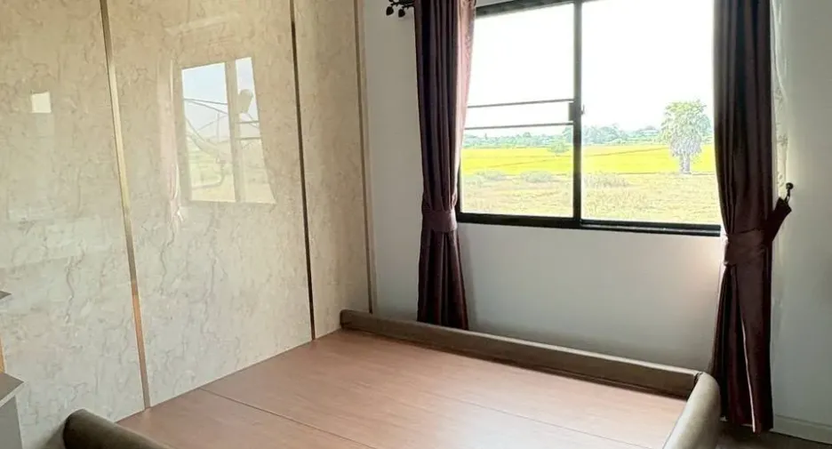 For sale 4 bedrooms townhouse in Lat Lum Kaeo, Pathum Thani