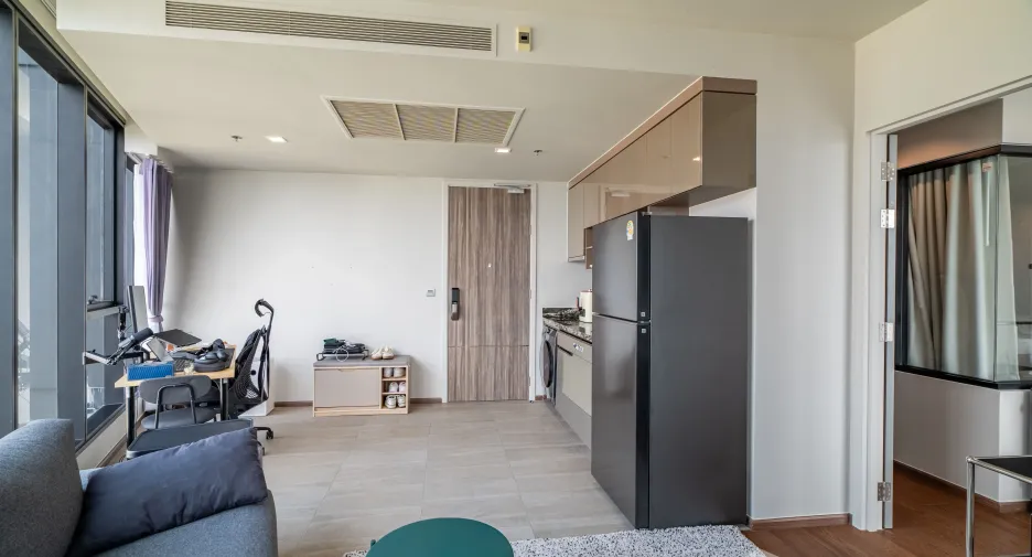 For sale 1 bed condo in Khlong Toei, Bangkok